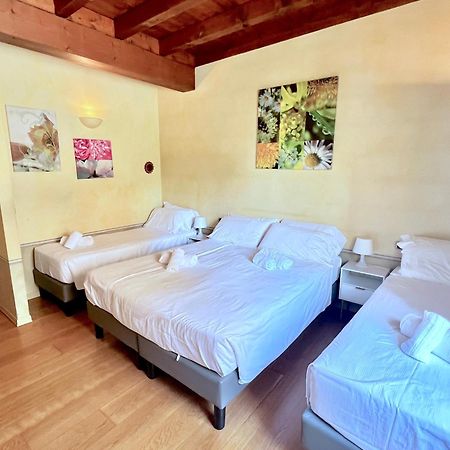 Residence Corte Ferrari -Ciao Vacanze- Moniga del Garda Exterior foto