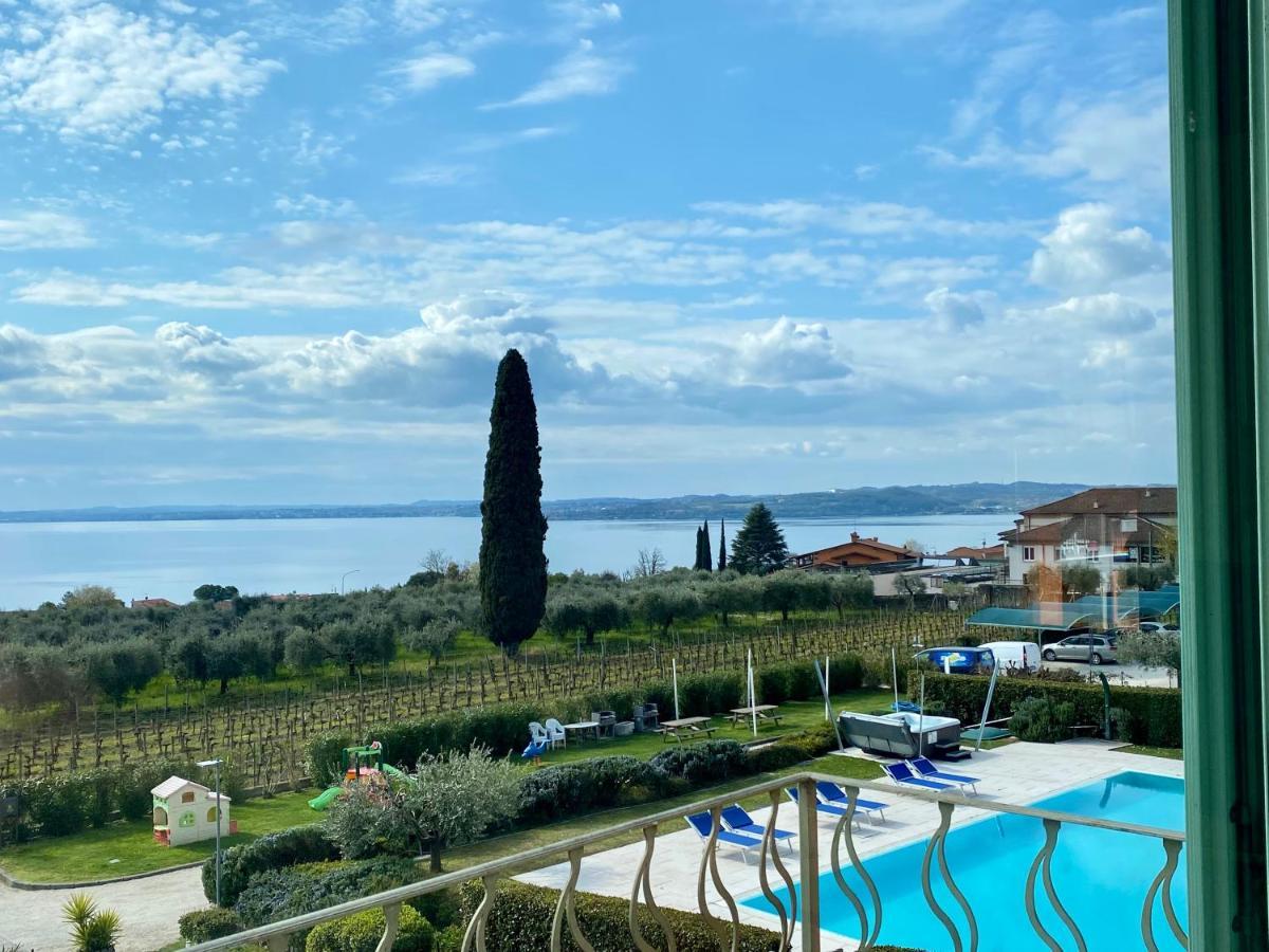 Residence Corte Ferrari -Ciao Vacanze- Moniga del Garda Exterior foto